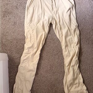 Women’s North Face Pants